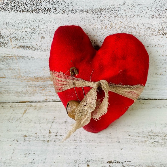 *Heart Ornament Primitive Decor - Picture 9 of 12